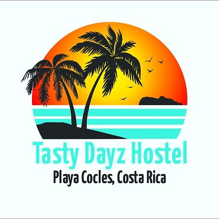 Tasty Dayz Hostel Puerto Viejo de Talamanca Exterior photo