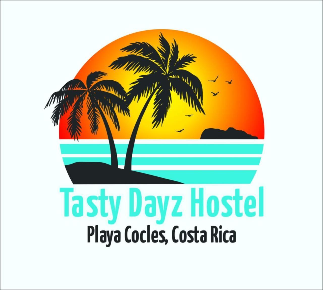 Tasty Dayz Hostel Puerto Viejo de Talamanca Exterior photo